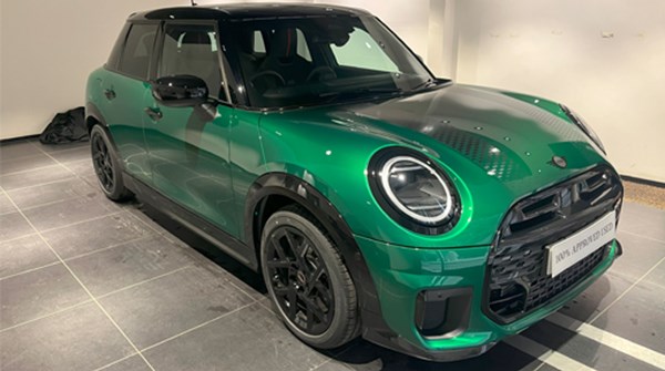 MINI Cooper C 5-Door at Newcastle MINI