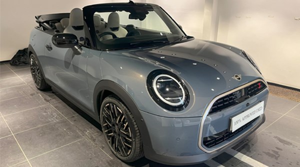 MINI Cooper Convertible S