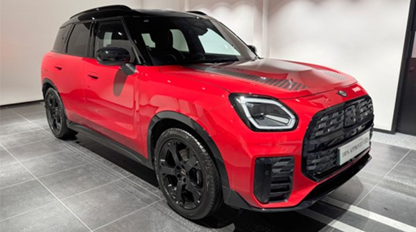 All-Electric MINI Countryman SE ALL4