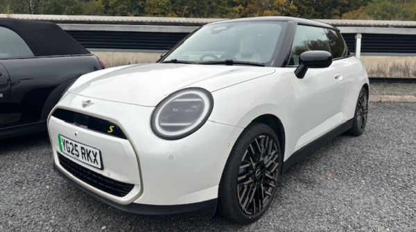 MINI Cooper SE Exclusive