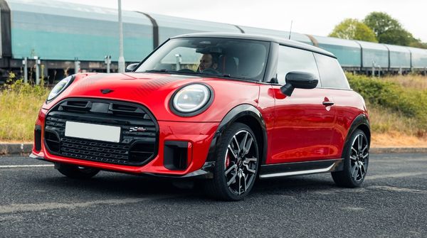 MINI John Cooper Works Test Drive
