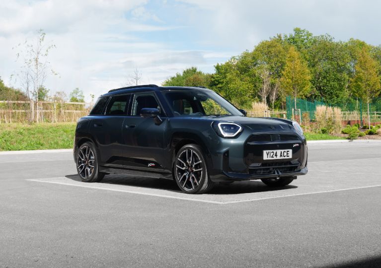 Lloyd New MINI Aceman Electric Offers