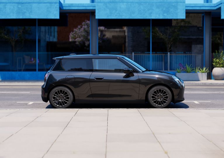 Lloyd MINI Cooper Electric Motability Offer