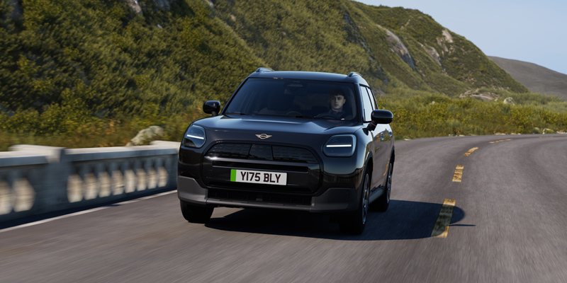 MINI Countryman E Monochrome