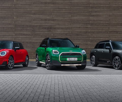 Lloyd MINI 1 Year Free Insurance & £1,500 Savings