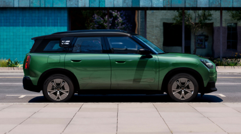 Nearly New All-Electric MINI Countryman Stock