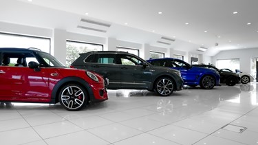 Popular Lloyd Select Car Brands