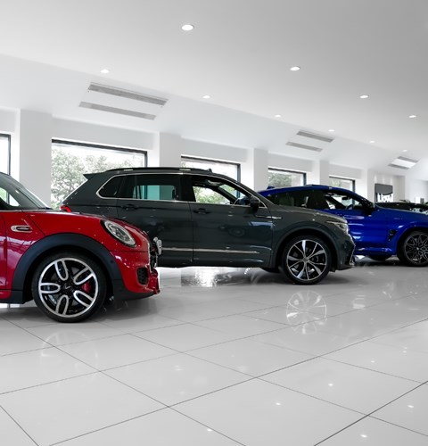Lloyd Select Newcastle Dealership