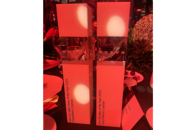 Lloyd Volvo Carlisle celebrates double success in Volvo’s awards