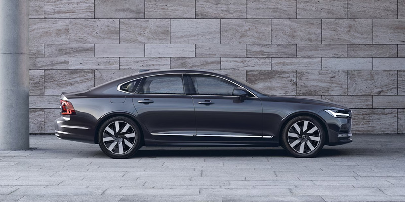 Volvo S90 Side