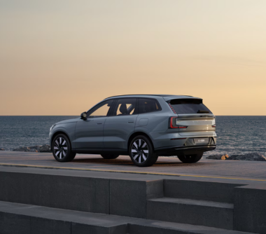 Volvo EX90