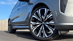 2025 (74) BMW X7 xDrive40i MHT M Sport 5dr Step Auto 4129351