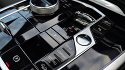 2025 (74) BMW X7 xDrive40i MHT M Sport 5dr Step Auto 4129324