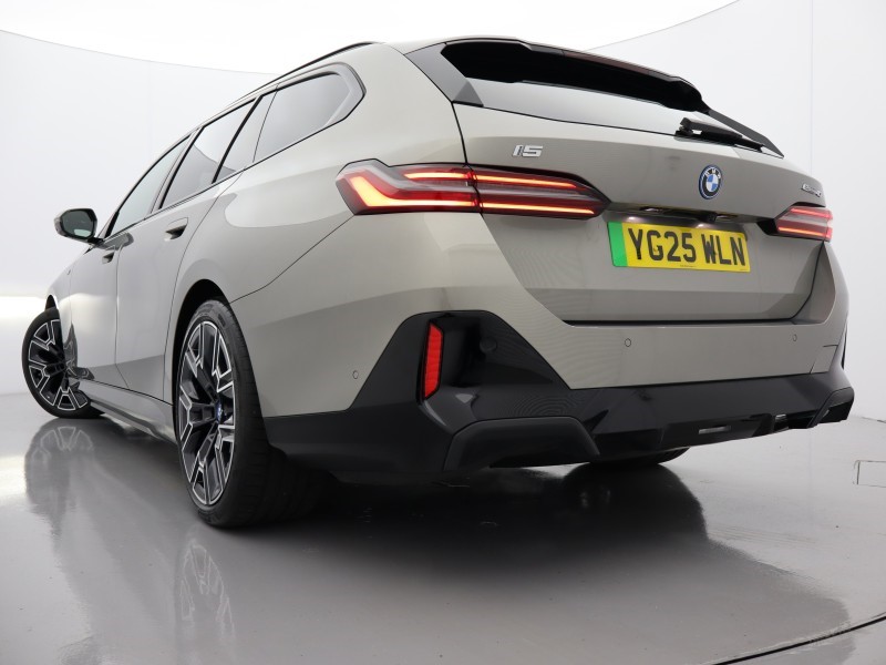 2025 (25) BMW I5 250kW eDrive40 M Sport Pro 84kWh 5dr Auto 4656876