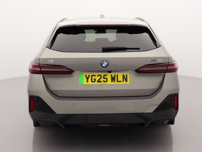 2025 (25) BMW I5 250kW eDrive40 M Sport Pro 84kWh 5dr Auto 4656857