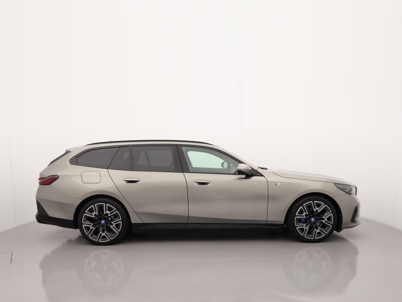 2025 (25) BMW I5 250kW eDrive40 M Sport Pro 84kWh 5dr Auto 4656859