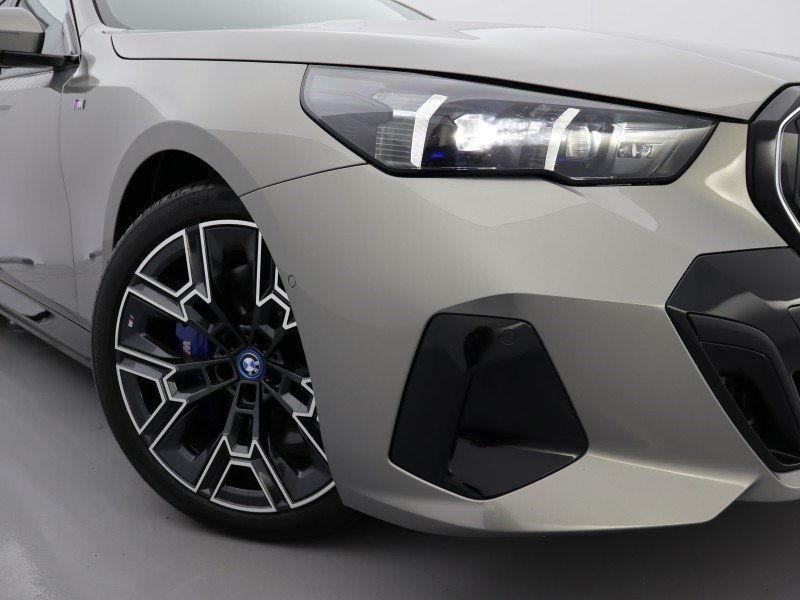 2025 (25) BMW I5 250kW eDrive40 M Sport Pro 84kWh 5dr Auto 4656874