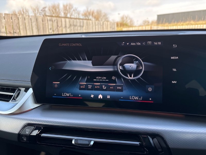 2025 (25) BMW iX1 230kW xDrive30 M Sport 65kWh 5dr Auto 4360904