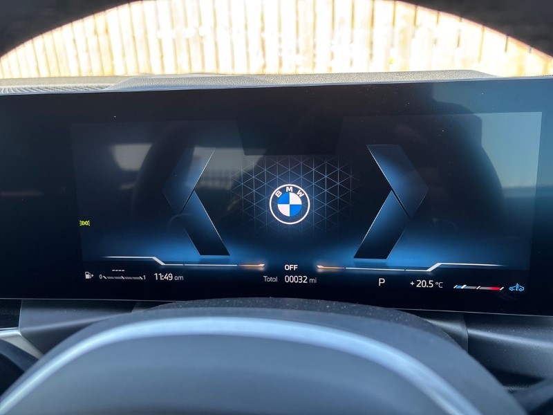 2025 (25) BMW 2 SERIES 220i M Sport 2dr Step Auto 4427200