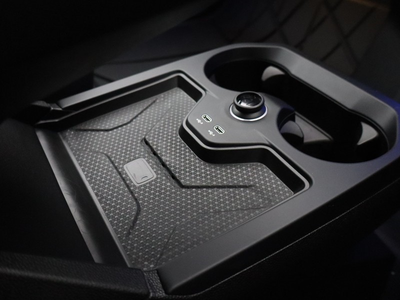 2025 (25) BMW iX 300kW xDrive45 M Sport 101kWh 5dr Auto 4919687