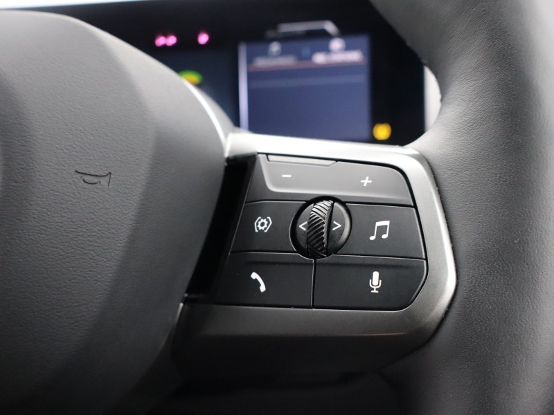 2025 (25) BMW iX 300kW xDrive45 M Sport 101kWh 5dr Auto 4919697