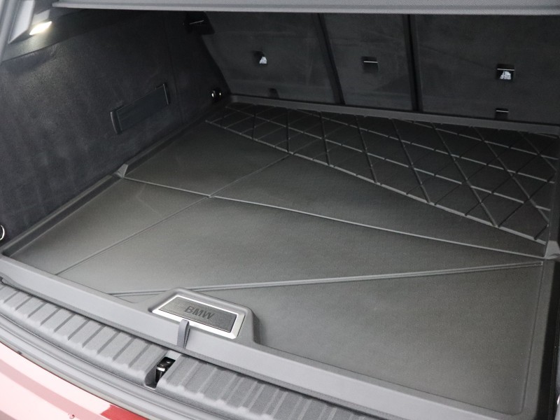 2025 (25) BMW iX 300kW xDrive45 M Sport 101kWh 5dr Auto 4919704