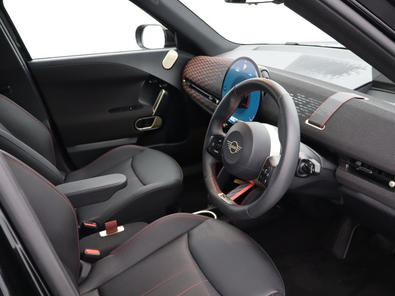 2025 (25) MINI ACEMAN 190kW John Cooper Works 54kWh 5dr Auto 4937993