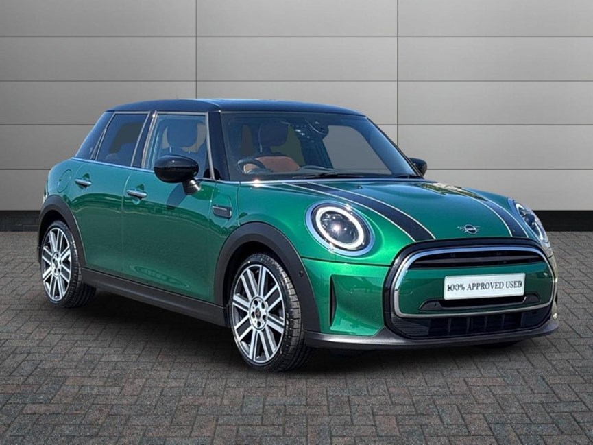 2023 (73) MINI HATCHBACK 1.5 Cooper Exclusive Premium Plus 5dr Auto
