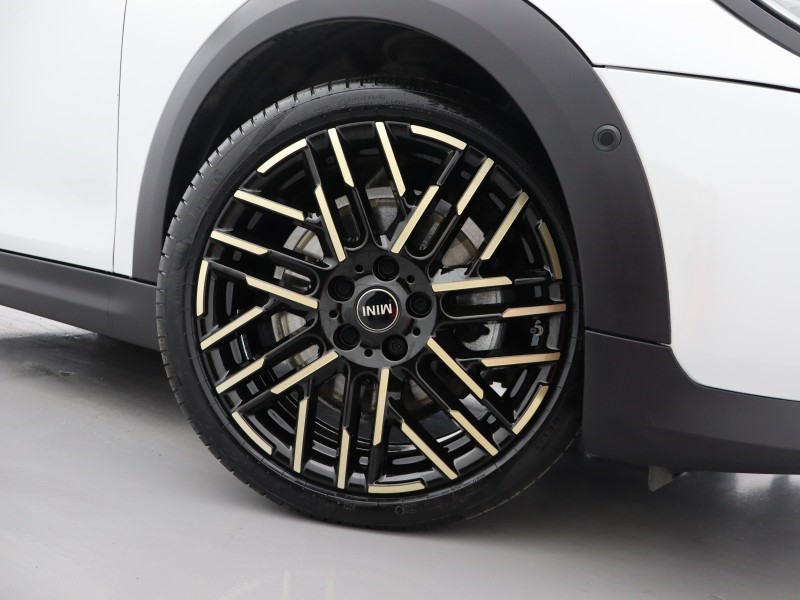 2025 (25) MINI COOPER 1.5 C Exclusive 3dr Auto 4905488