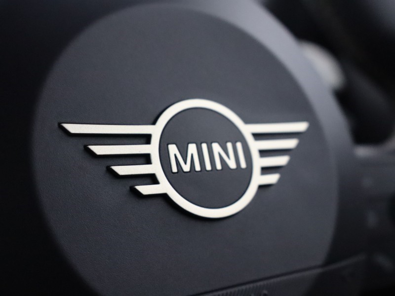 2025 (25) MINI COOPER 1.5 C Exclusive 3dr Auto 4905469