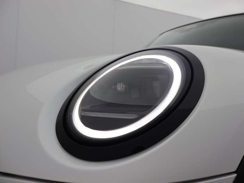 2025 (25) MINI COOPER 1.5 C Exclusive 3dr Auto 4905448