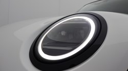 2025 (25) MINI COOPER 1.5 C Exclusive 3dr Auto 4905448