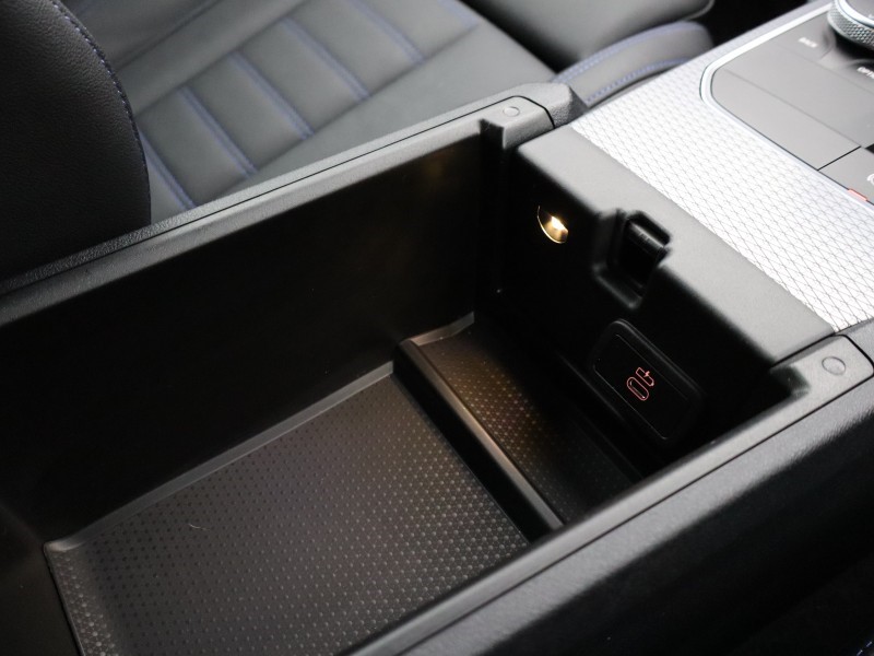 2025 (25) BMW I4 250kW eDrive40 M Sport 83.9kWh 5dr Auto 4776238