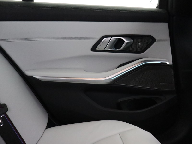 2025 (25) BMW M3 xDrive 530 Competition M 4dr Step Auto 4604163