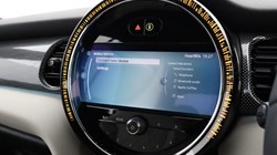 2022 (72) MINI CONVERTIBLE 1.5 Cooper Exclusive 2dr Auto 4425678