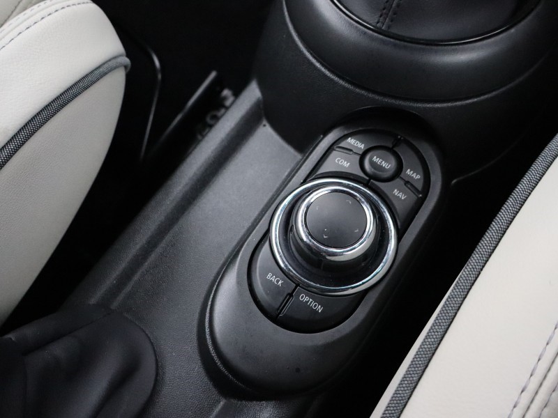 2022 (72) MINI CONVERTIBLE 1.5 Cooper Exclusive 2dr Auto 4425670