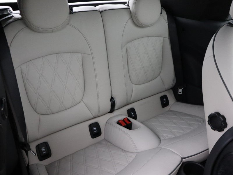 2022 (72) MINI CONVERTIBLE 1.5 Cooper Exclusive 2dr Auto 4425649