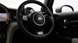 2022 (72) MINI CONVERTIBLE 1.5 Cooper Exclusive 2dr Auto 4425656