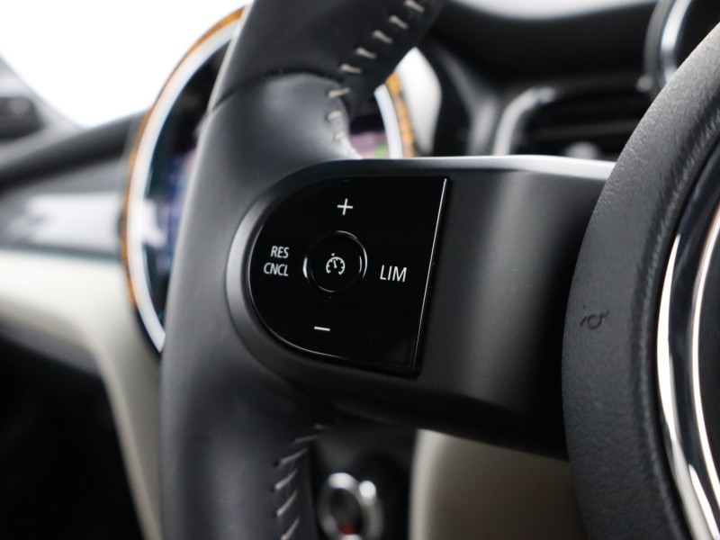 2022 (72) MINI CONVERTIBLE 1.5 Cooper Exclusive 2dr Auto 4425665