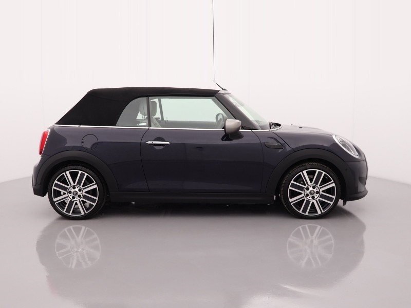2022 (72) MINI CONVERTIBLE 1.5 Cooper Exclusive 2dr Auto 4425638
