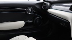 2022 (72) MINI CONVERTIBLE 1.5 Cooper Exclusive 2dr Auto 4425674