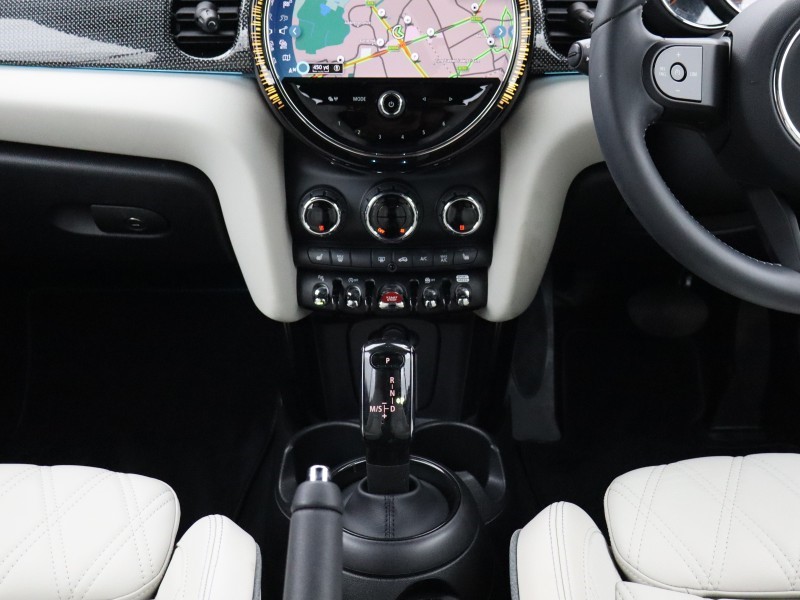 2022 (72) MINI CONVERTIBLE 1.5 Cooper Exclusive 2dr Auto 4425658