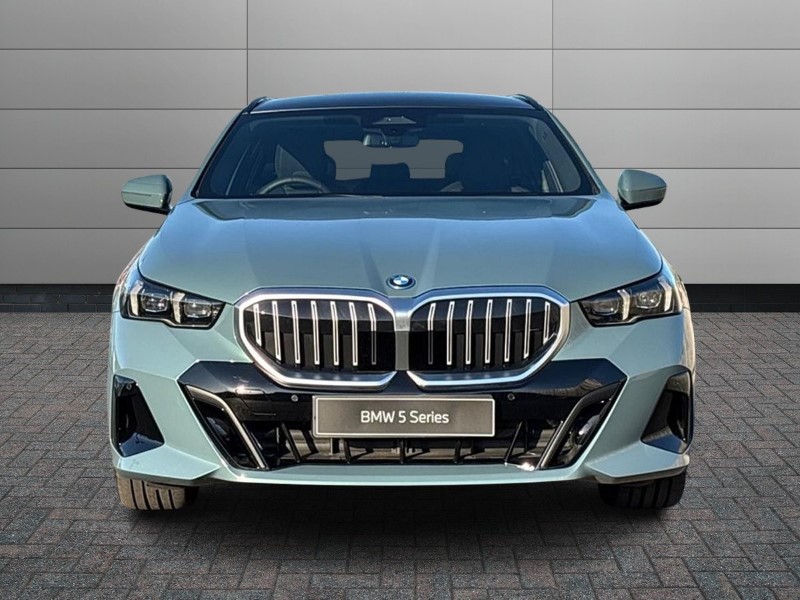2025 (25) BMW 5 SERIES 530e M Sport 5dr Auto 4689525