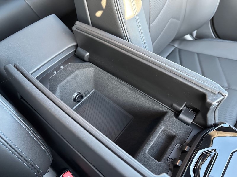 2025 (25) BMW 5 SERIES 530e M Sport 5dr Auto 4689567