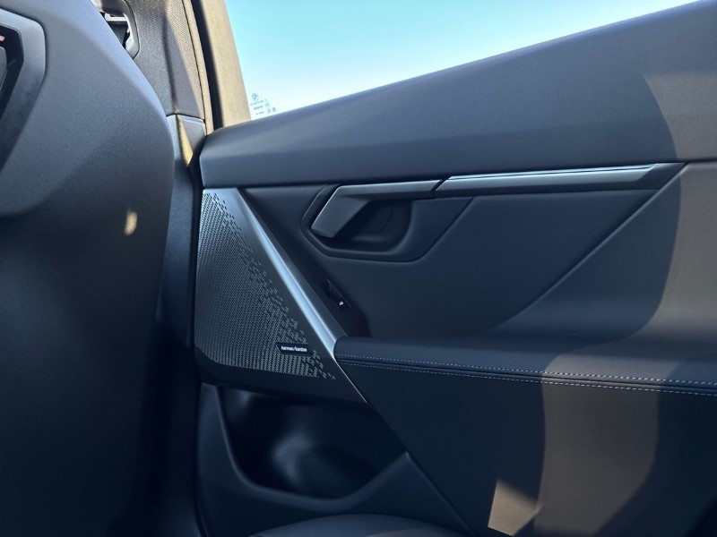 2025 (25) BMW 5 SERIES 530e M Sport 5dr Auto 4689565