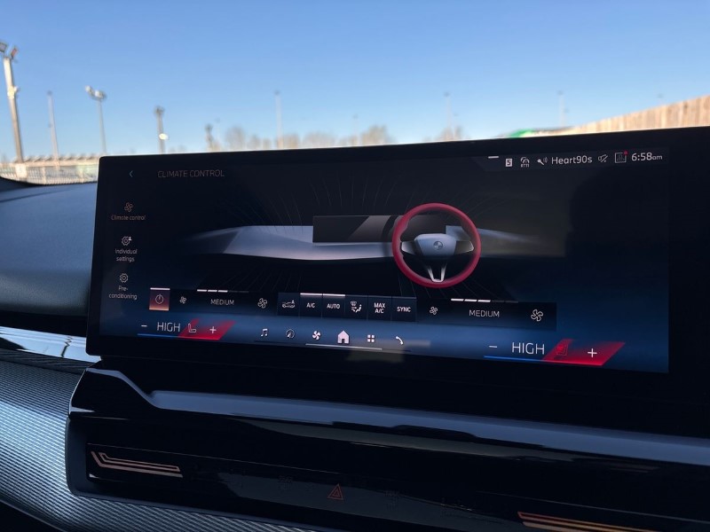 2025 (25) BMW 5 SERIES 530e M Sport 5dr Auto 4689540