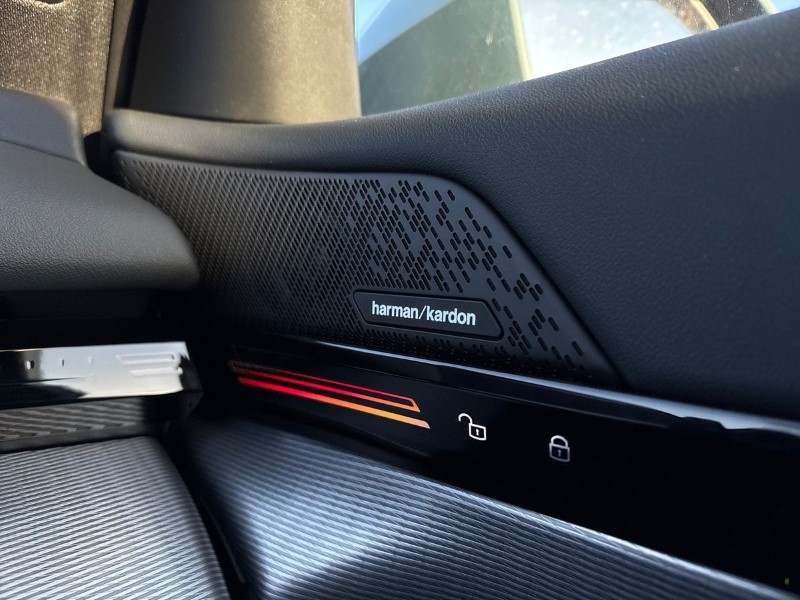 2025 (25) BMW 5 SERIES 530e M Sport 5dr Auto 4689529