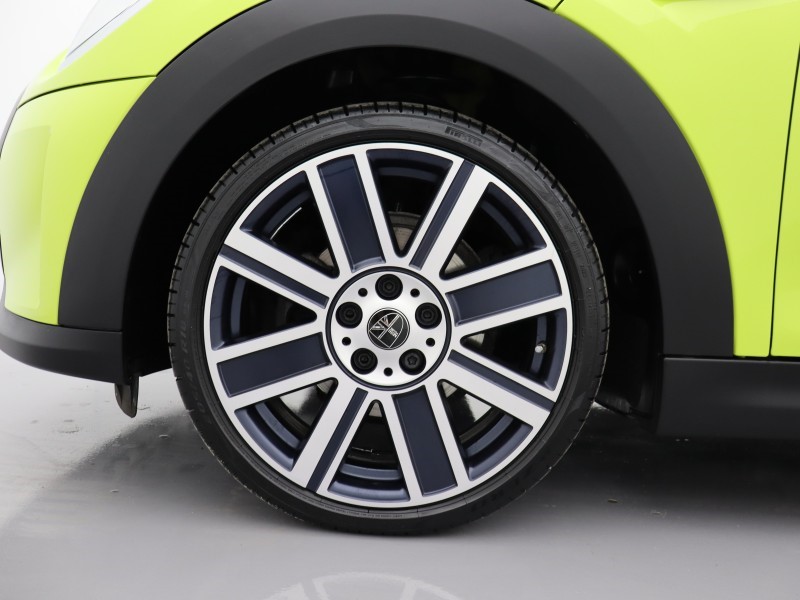 2022 (72) MINI CONVERTIBLE 1.5 Cooper Exclusive 2dr Auto 4471016