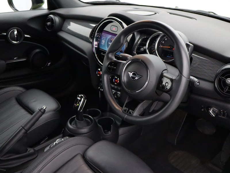 2022 (72) MINI CONVERTIBLE 1.5 Cooper Exclusive 2dr Auto 4471026