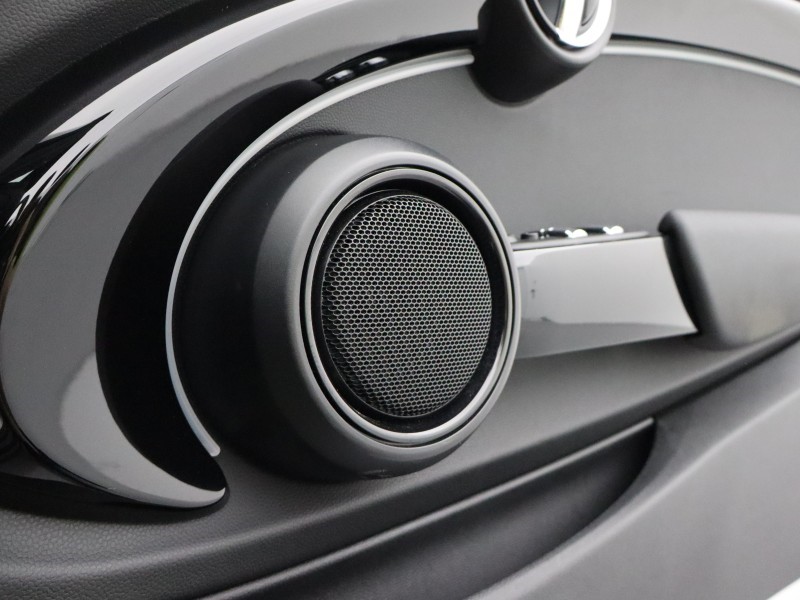 2022 (72) MINI CONVERTIBLE 1.5 Cooper Exclusive 2dr Auto 4471059